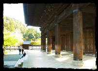Side columns of the Sanmon Gate